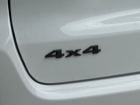 New 2026 Jeep Compass Latitude image 8