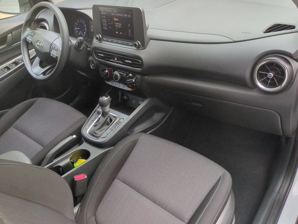 Used 2023 Hyundai Kona SEL AWD/4WD image 27