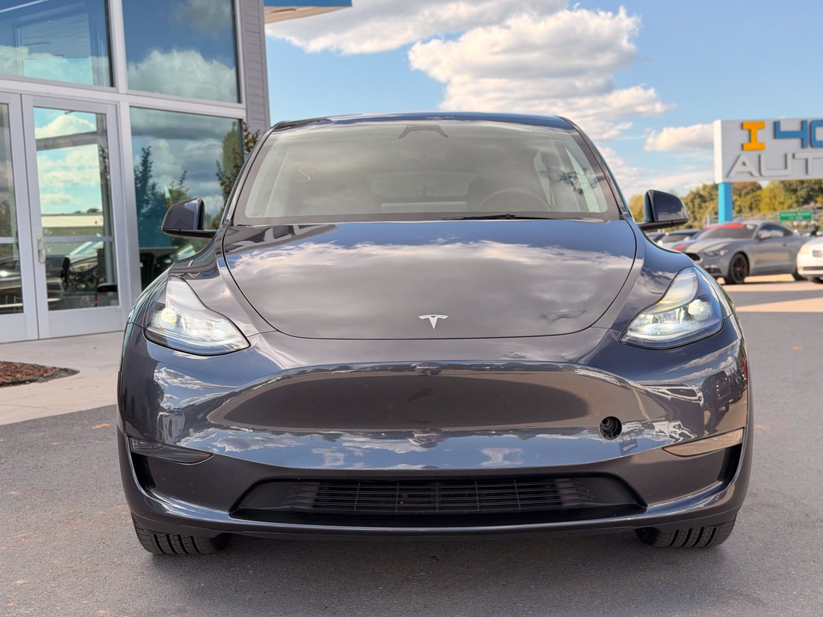 Used 2024 Tesla Model Y Long Range RWD image 4