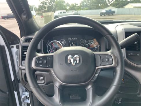 Used 2024 RAM 3500 Tradesman w/ Chrome Appearance Group image 19