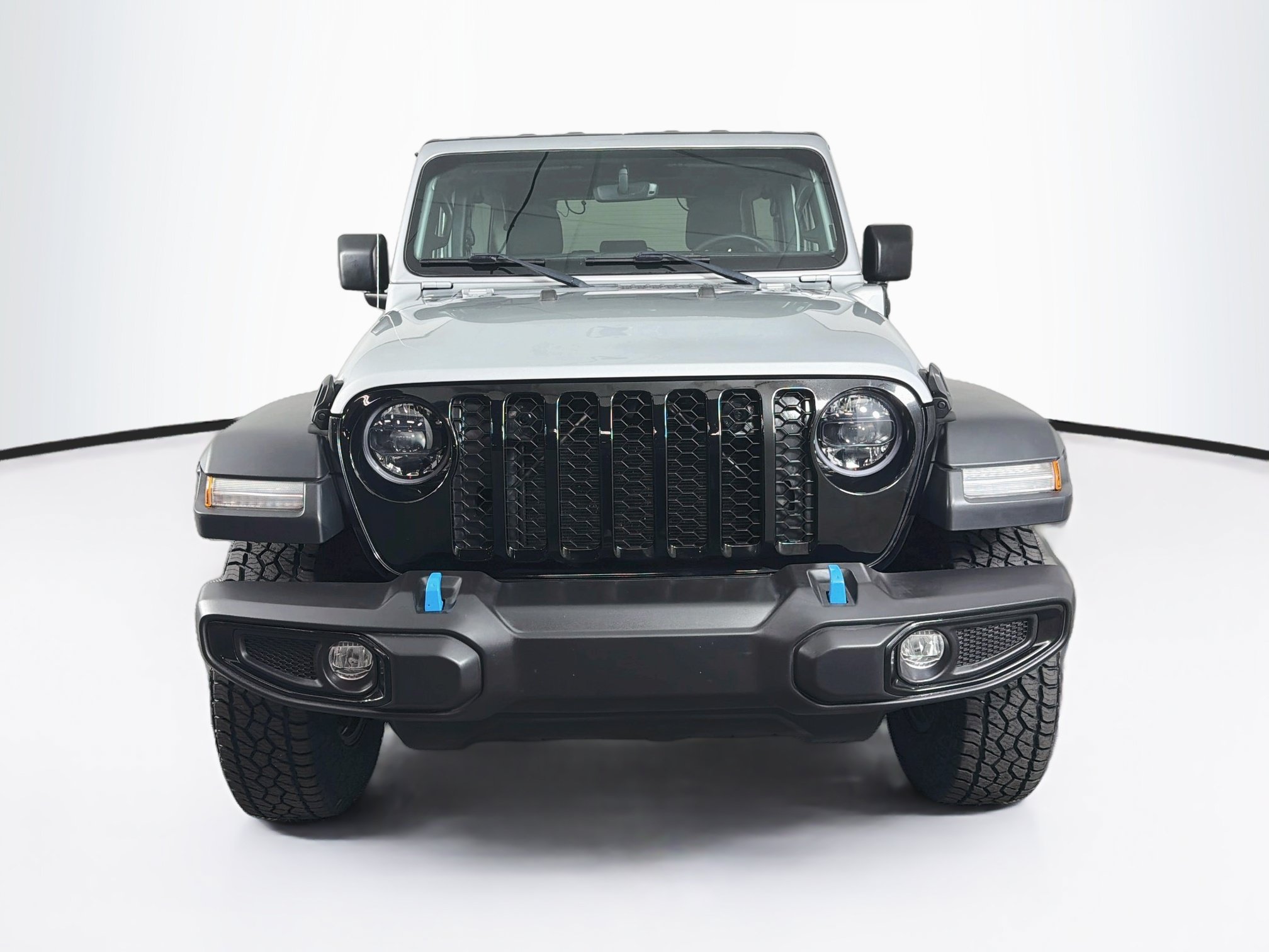 Used 2023 Jeep Wrangler Unlimited w/ Cold Weather Group AWD/4WD image 2