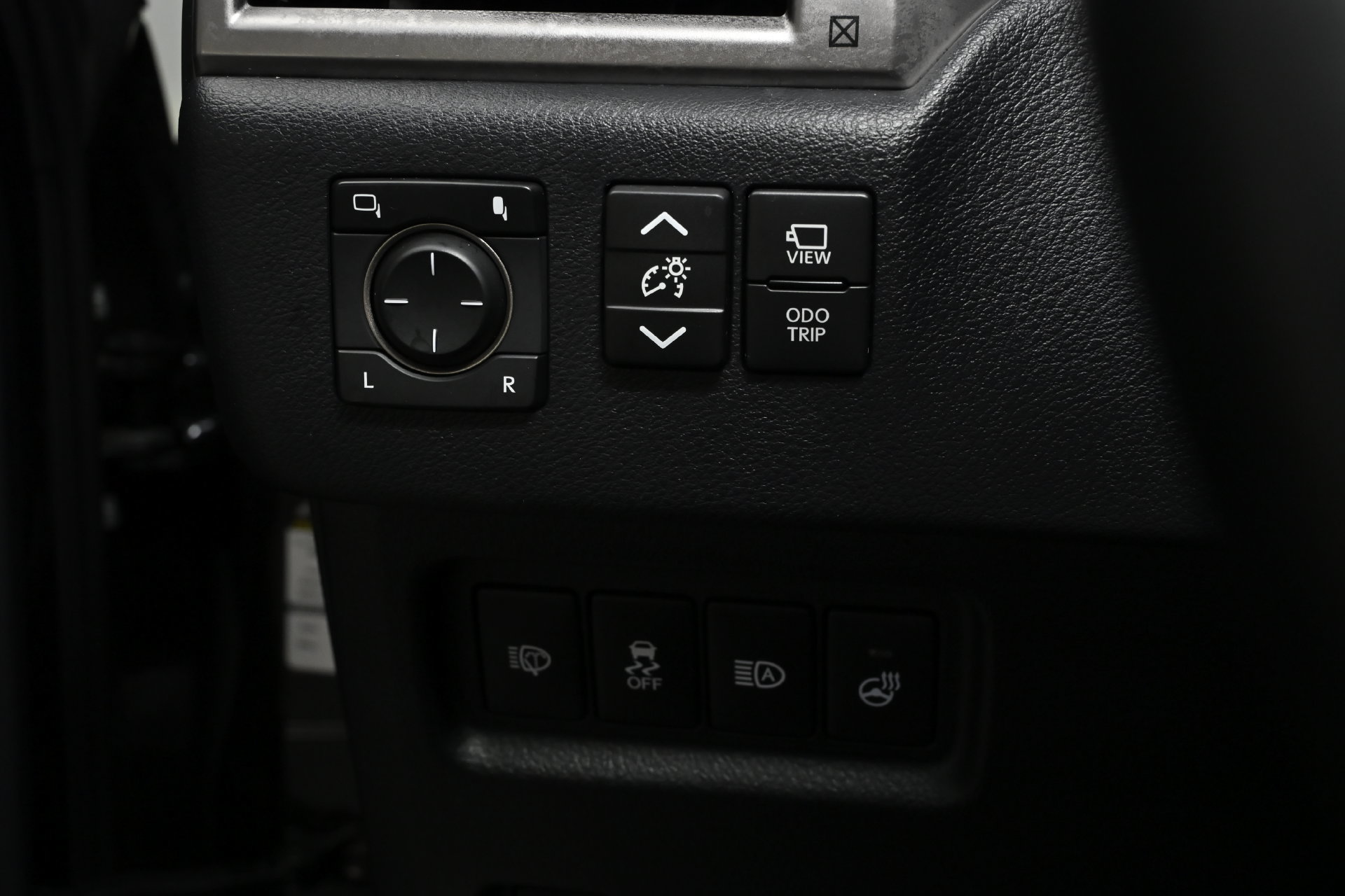 Used 2023 Lexus GX 460 Luxury w/ Sport Design Package AWD/4WD image 27