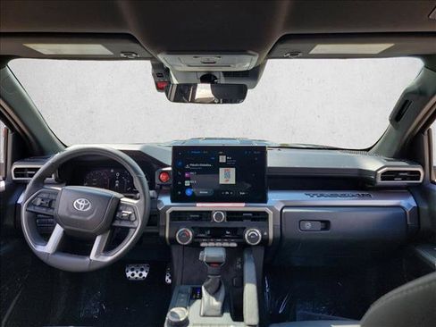 Used 2025 Toyota Tacoma TRD Sport RWD image 18