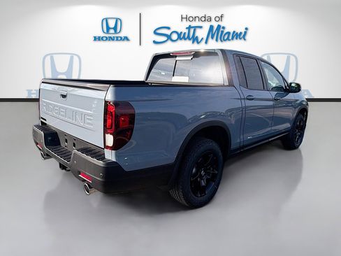 New 2026 Honda Ridgeline Black Edition image 7