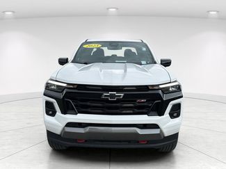 Used 2023 Chevrolet Colorado Z71 w/ Z71 Convenience Package 2 AWD/4WD video 2