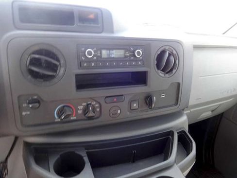 Used 2024 Ford E-450 and Econoline 450 Super Duty w/ Power Windows & Locks Group image 18