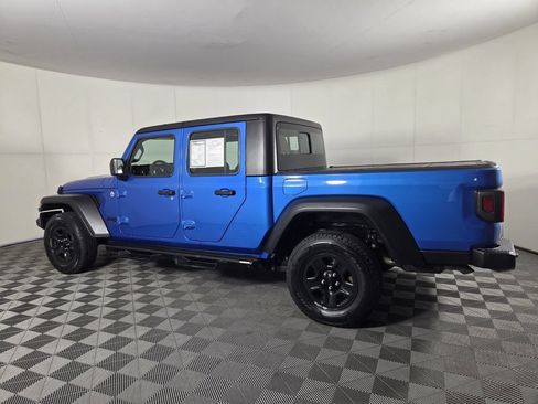 Used 2020 Jeep Gladiator Sport AWD/4WD image 7