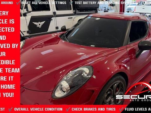Used 2015 Alfa Romeo 4C Launch Edition w/ Convenience Group RWD image 50