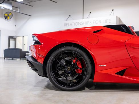 Used 2017 Lamborghini Huracan LP 610-4 image 26