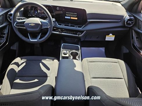 New 2026 Chevrolet Equinox LT w/ Safety and Technology Package AWD/4WD image 9