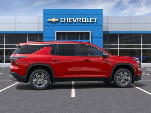New 2027 Chevrolet Traverse LT w/ Driver Confidence Package AWD/4WD image 5