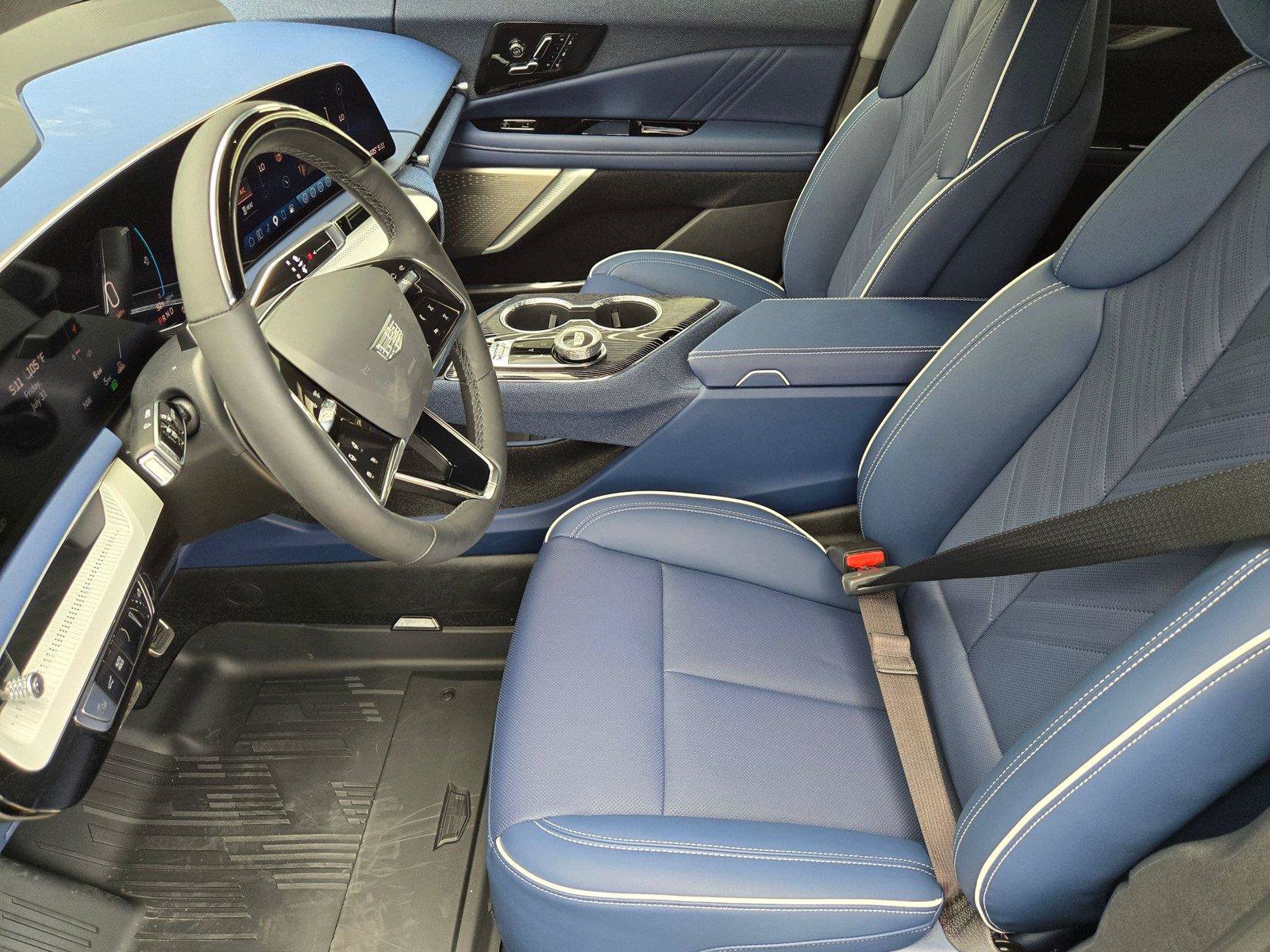 New 2027 Cadillac Optiq Premium Sport w/ LPO, Floor Liner Package AWD/4WD image 11