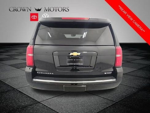 Used 2018 Chevrolet Suburban Premier image 9