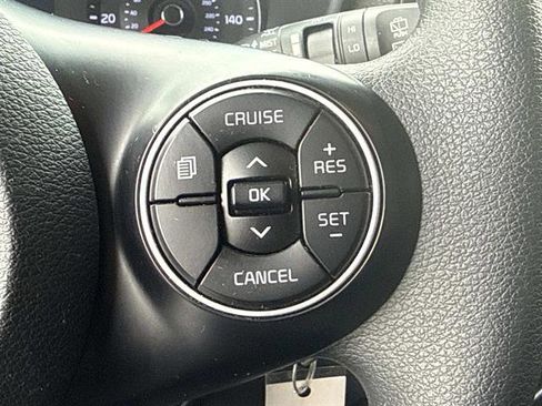 Used 2020 Kia Soul LX FWD image 21