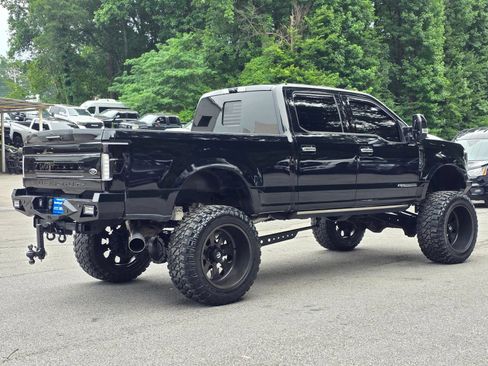 Used 2017 Ford F250 Platinum w/ Platinum Ultimate Package AWD/4WD image 7