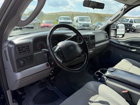 Used 2004 Ford F250 XLT AWD/4WD image 14