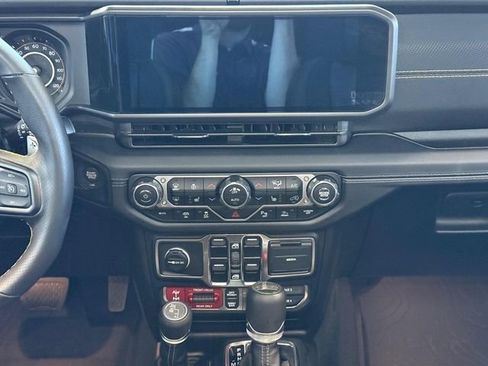 New 2025 Jeep Wrangler Unlimited Rubicon 392 AWD/4WD image 22