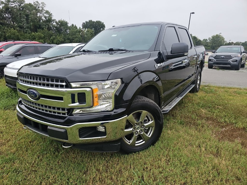 Used 2018 Ford F150 XLT w/ Equipment Group 302A Luxury AWD/4WD image 4
