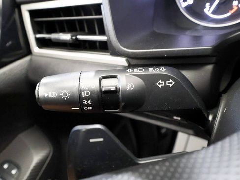 Used 2024 Mitsubishi Outlander FWD image 28