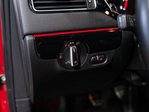 Used 2017 Volkswagen Jetta GLI FWD image 18