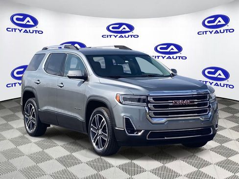 Used 2023 GMC Acadia SLT w/ Technology Package image 1