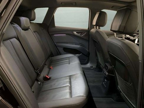 Used 2024 Audi Q4 e-tron Premium Plus w/ Premium Plus image 20