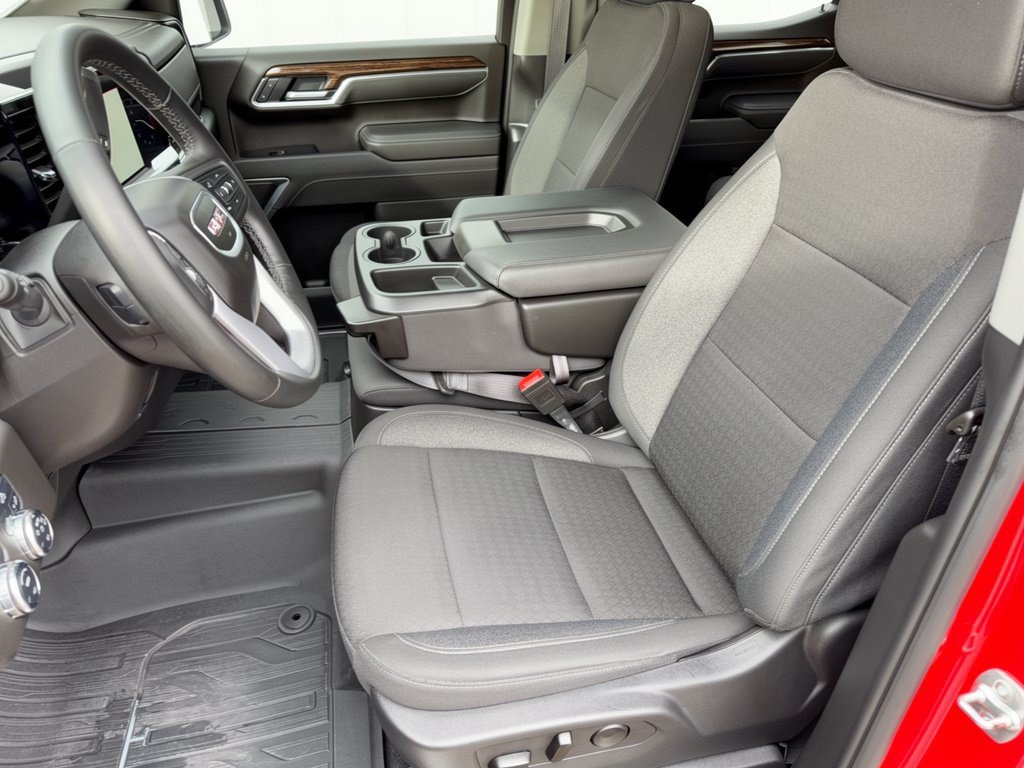 Used 2025 GMC Sierra 1500 Elevation RWD image 5