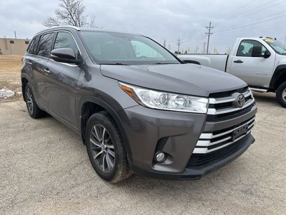 Used 2017 Toyota Highlander XLE