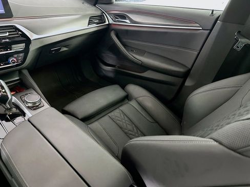 Used 2023 BMW 540i xDrive w/ M Sport Package AWD/4WD image 32
