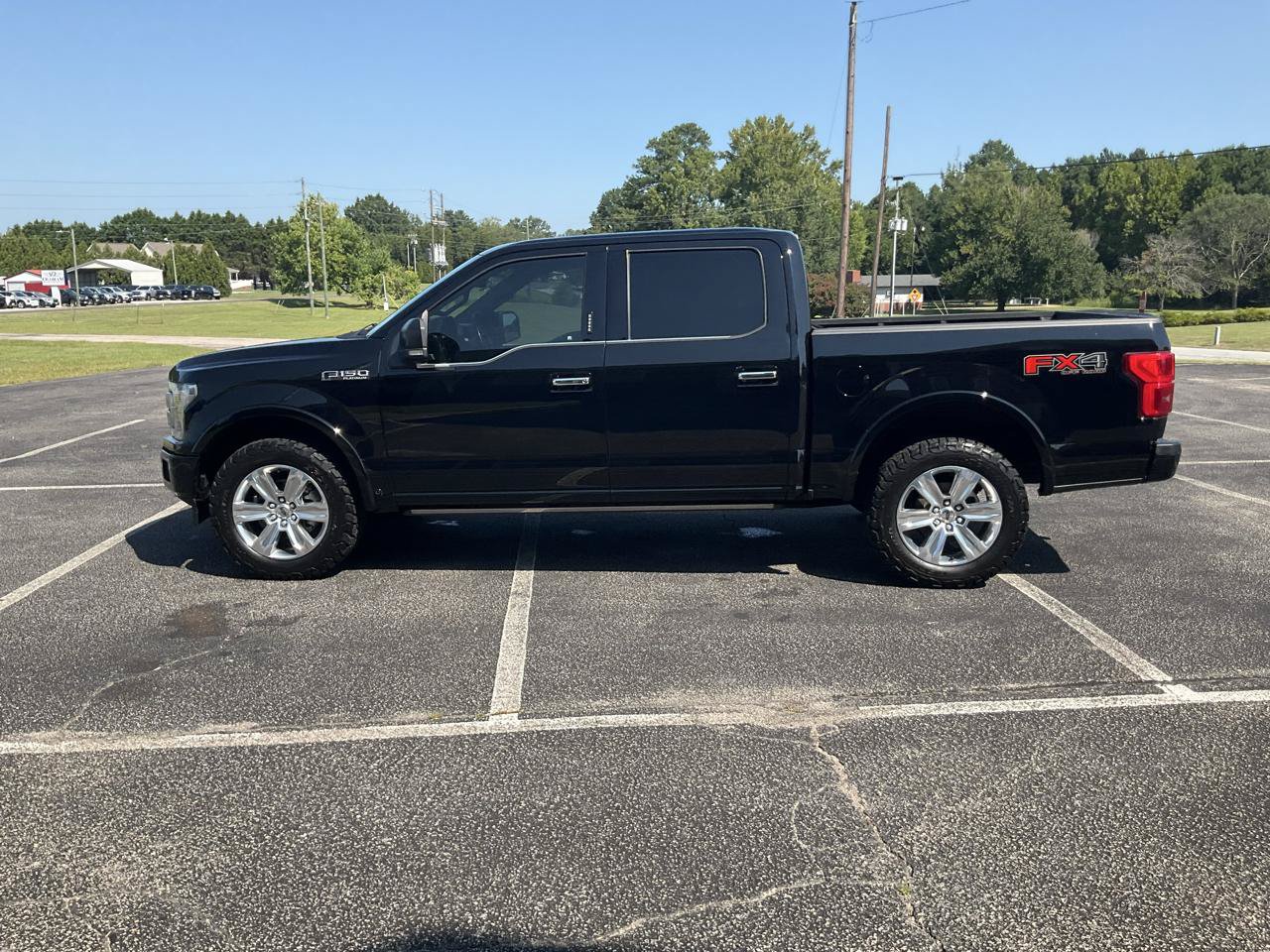 Used 2018 Ford F150 Platinum w/ Equipment Group 701A Luxury AWD/4WD image 13