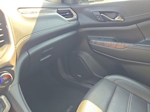 Used 2023 GMC Acadia Denali AWD/4WD image 33