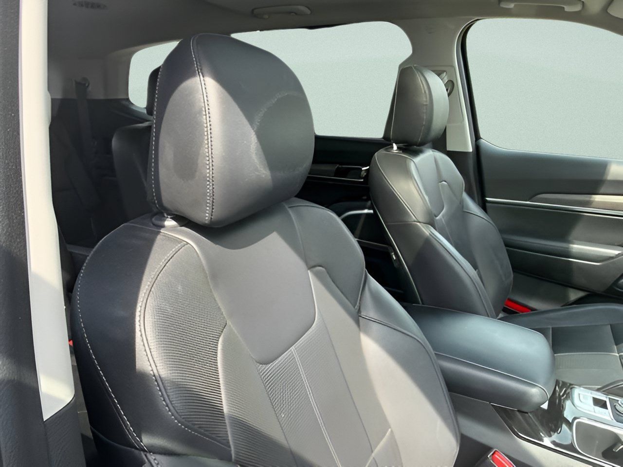 Used 2021 Kia Telluride EX w/ EX Premium Package AWD/4WD image 6
