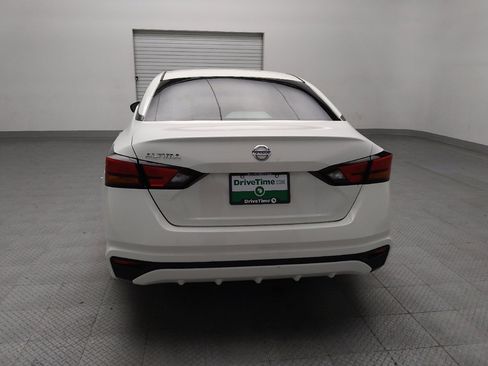 Used 2022 Nissan Altima 2.5 S FWD image 6