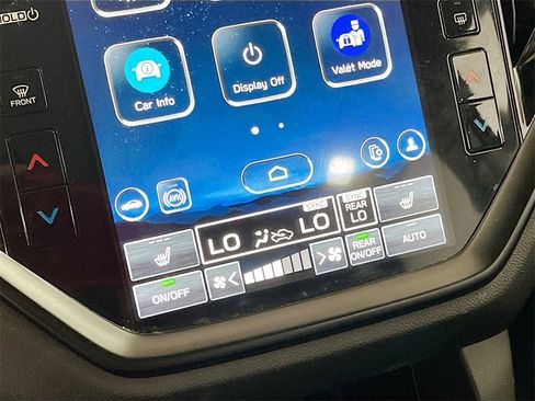 Used 2023 Subaru Ascent Onyx Edition image 14