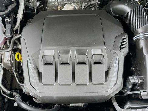 Used 2024 Audi Q3 2.0T Premium w/ Convenience Package image 28