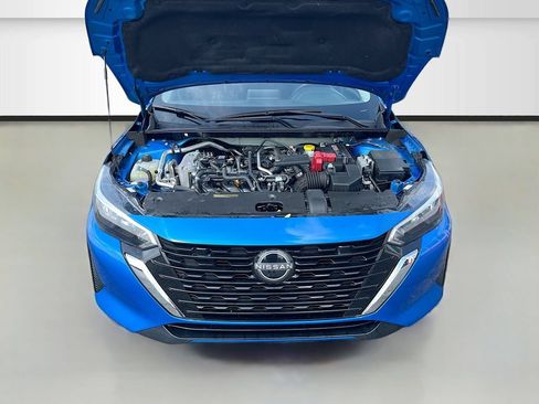 Used 2025 Nissan Sentra SV FWD image 28