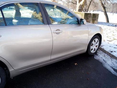 Used 2008 Toyota Camry XLE image 11