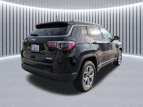 New 2026 Jeep Compass Latitude AWD/4WD image 7