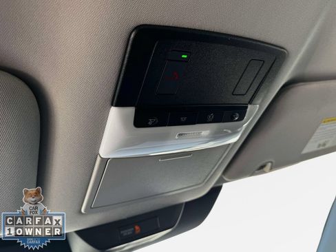 Used 2025 Nissan Pathfinder SL AWD/4WD image 34