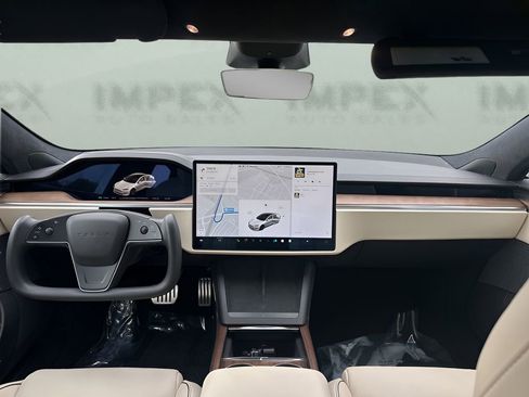 Used 2021 Tesla Model S Plaid image 14