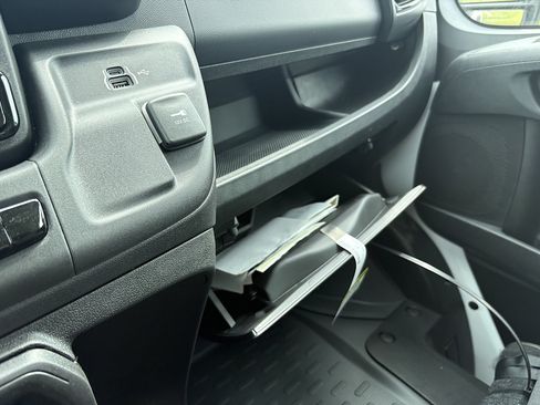 New 2025 RAM ProMaster 2500 FWD image 38