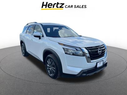 Used 2025 Nissan Pathfinder SV