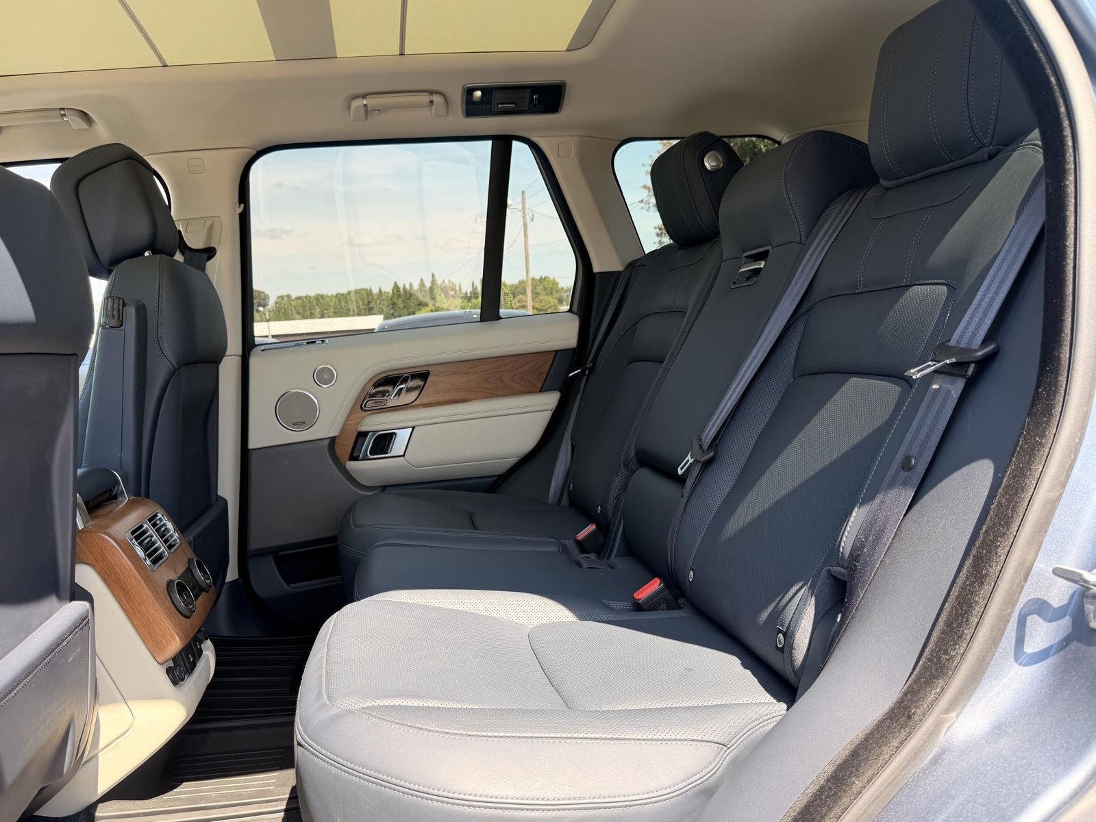 Used 2019 Land Rover Range Rover HSE AWD/4WD image 12