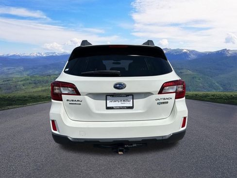 Used 2015 Subaru Outback 2.5i Premium AWD/4WD image 4
