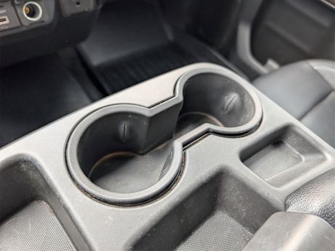 Used 2022 Chevrolet Silverado 2500 LT w/ Convenience Package image 30