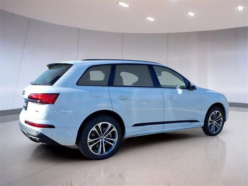 New 2026 Audi Q7 3.0T Premium image 4