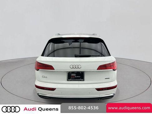 Certified 2023 Audi Q5 2.0T Premium w/ Convenience Package AWD/4WD image 5
