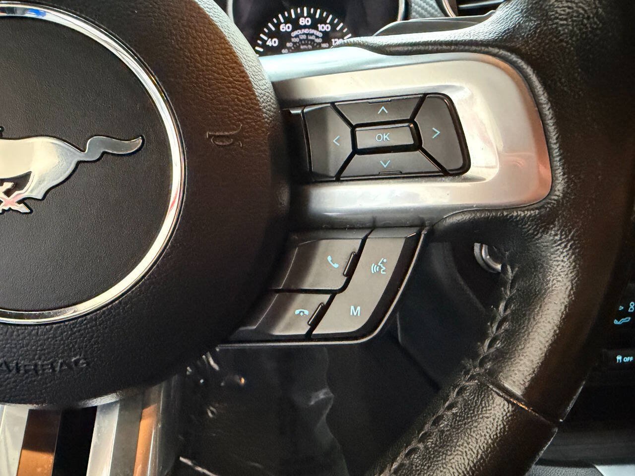 Used 2019 Ford Mustang Coupe RWD image 17