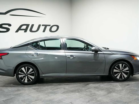 Used 2021 Nissan Altima 2.5 SV FWD image 6