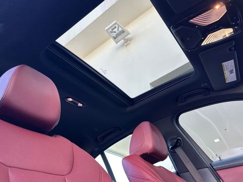 Used 2024 BMW M340i xDrive image 17